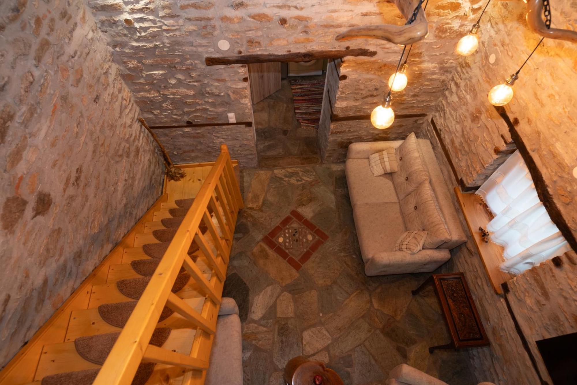 Aristoteli'S Stone House Makriráhi Kültér fotó